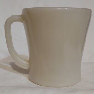 FIRE KING IVORY VINTAGE 8 OZ MUG SWIRL D HANDLE FLAT BOTTOM OVEN WARE MILK GLASS